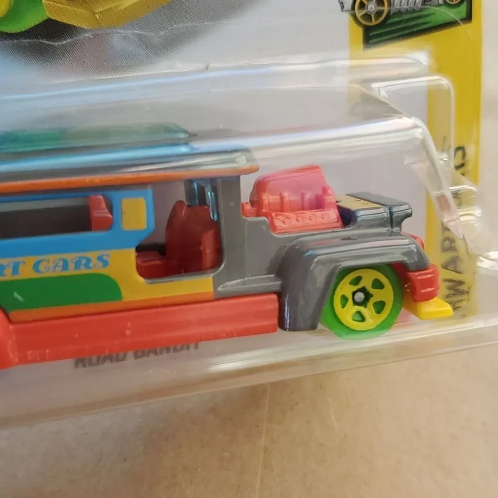 Hot Wheels Road Bandit Car